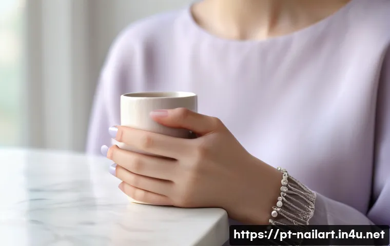 네일아트 디자인의 심리적 효과 관련 이미지 1